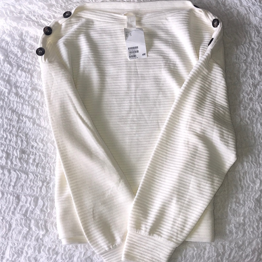 Long sleeve sweater